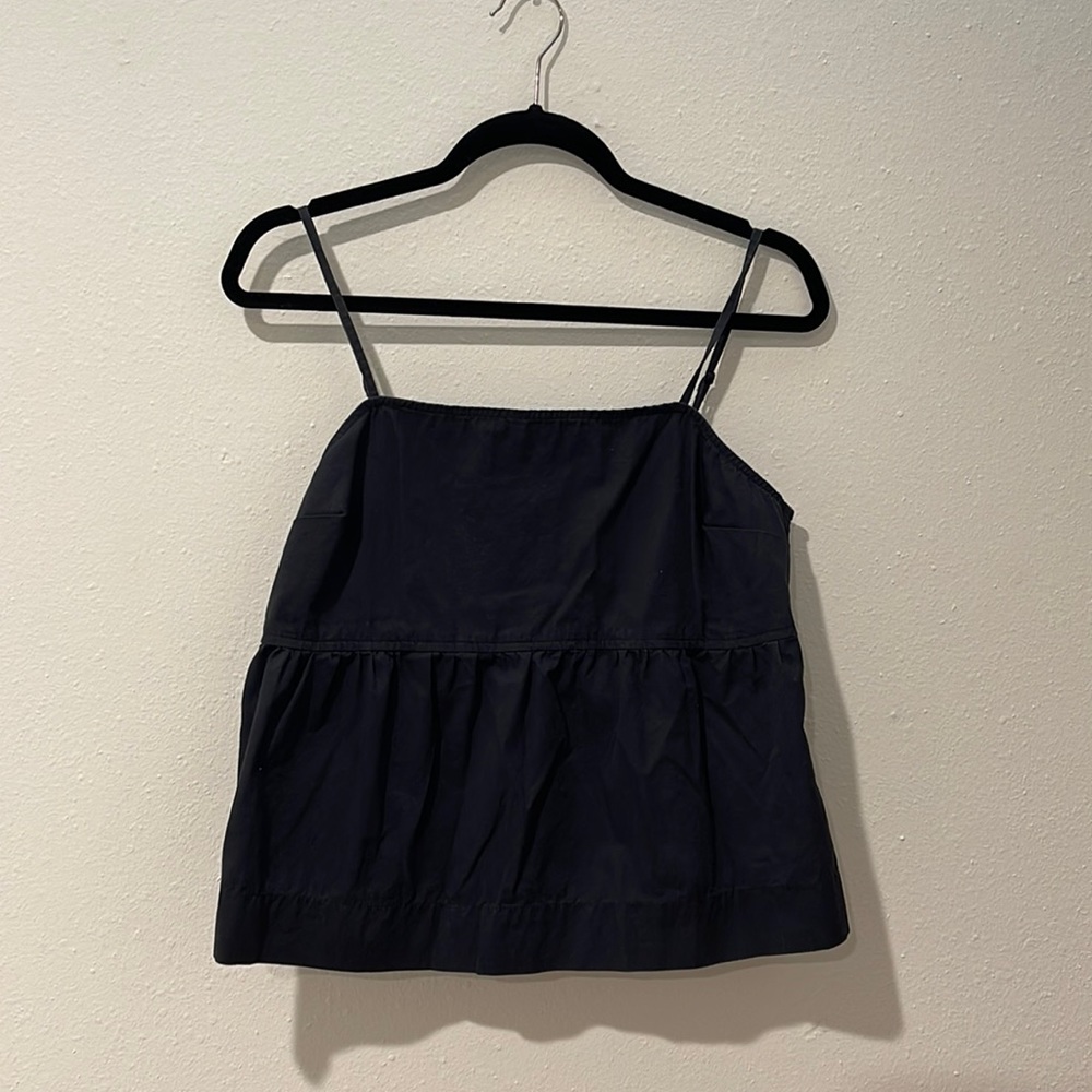 Black tank size medium